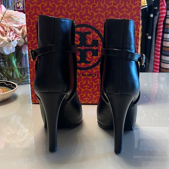 Tory Burch Black Leather High Heel Ankle  "Dorese" Booties - Picture 3 of 5